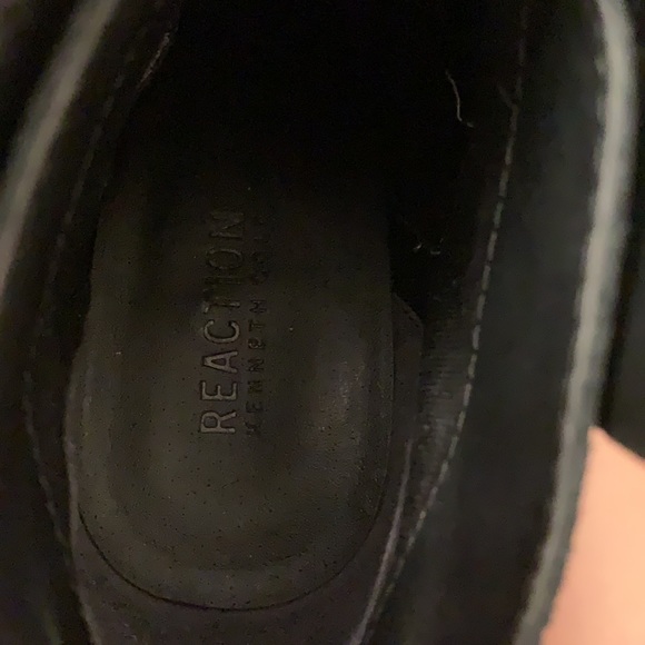 Black suede Kenneth Cole Reaction booties - Picture 12 of 15